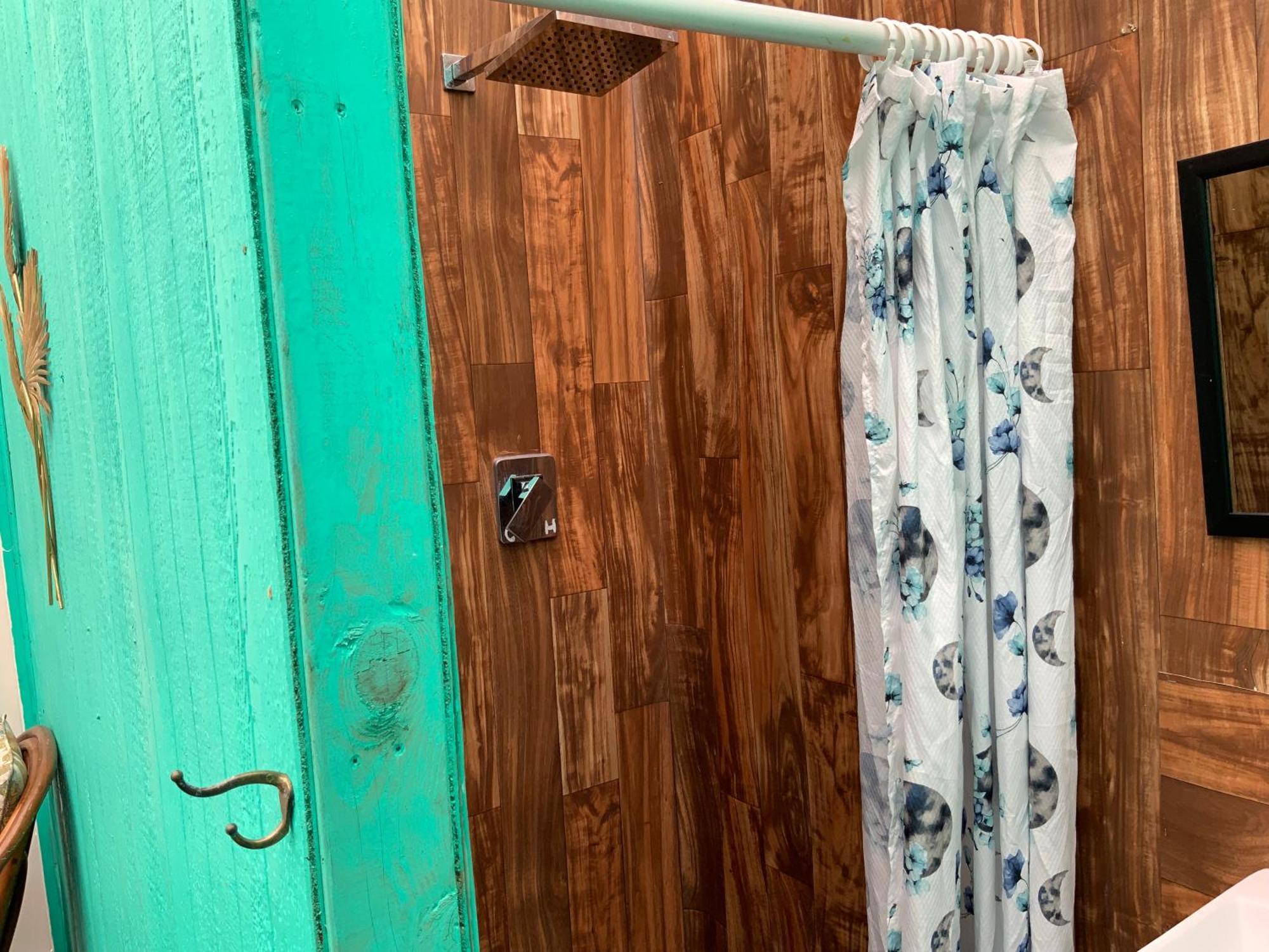 Simply Convenient Tropical Country Studio Mountain View Екстериор снимка